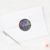 Gefeliciteerd Aangepaste naam Vuurwerk Stadssilhou Ronde Sticker (Envelop)