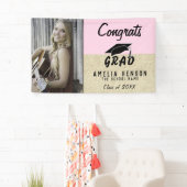 Gefeliciteerd Afgestudeerde Roze Rustieke Foto Afs Spandoek (Insitu)