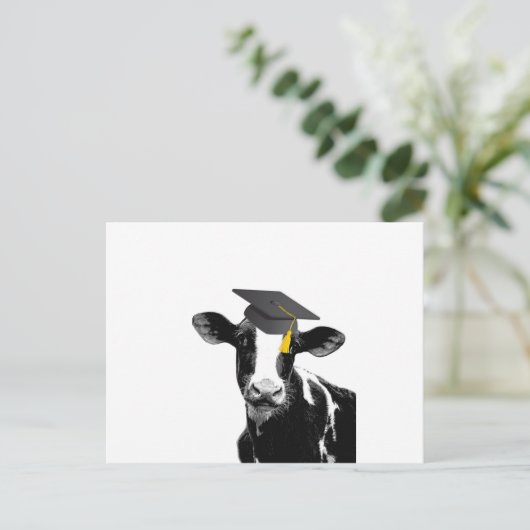 Gefeliciteerd Afstuderen Funny Koe in Pet Briefkaart (Staand voorkant)