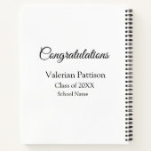Gefeliciteerd afstuderen voeg schoolnaam eenvoudig notitieboek (Achterkant)