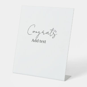 Gefeliciteerd gefeliciteerd afgestudeerd naam datu reclamebord met voetstuk