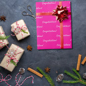 Gefeliciteerd heet roze wit cadeaupapier