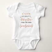 Gefeliciteerd, jullie worden babysitters romper (Voorkant)