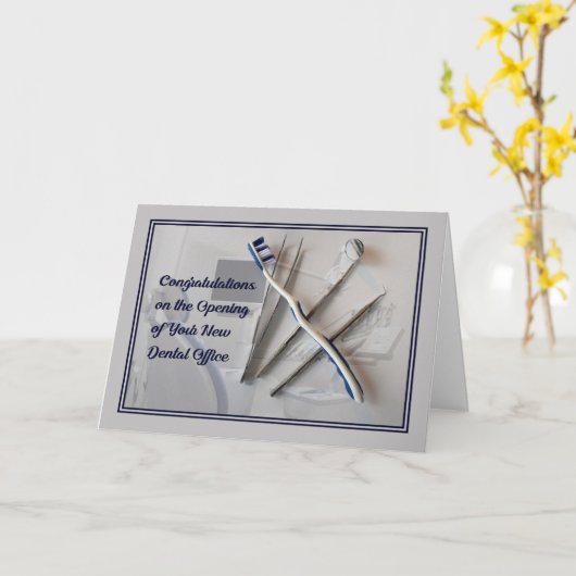 Gefeliciteerd Kaart met opening nieuw tandheelkund (Gele Bloem)