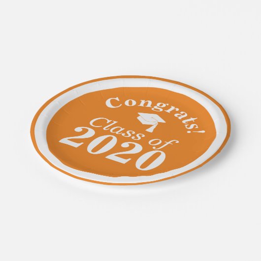 Gefeliciteerd Klasse van 2024 Sinaasappel Wit Papieren Bordje (Gekanteld)
