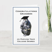 Gefeliciteerd Kleinzoon  Diploma Grappige Gorilla Kaart (Voorkant)