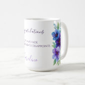 Gefeliciteerd, liefde doet pijn, maar koffie genee koffiemok (Voorkant rechts)