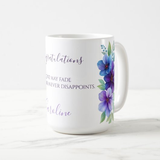 Gefeliciteerd, liefde doet pijn, maar koffie genee koffiemok (Voorkant rechts)