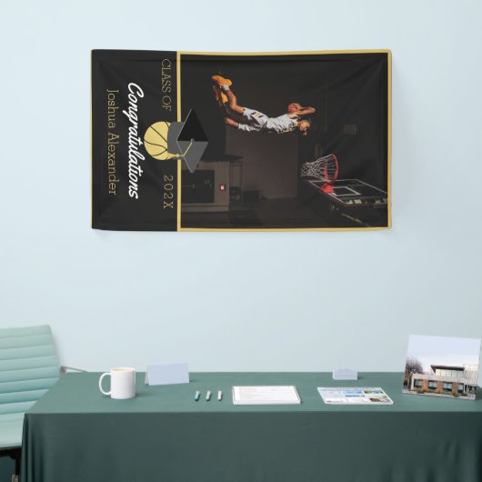 Gefeliciteerd met Basketball-speler op foto afstud Spandoek (Beurs)