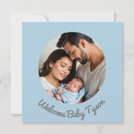 Gefeliciteerd met de kleine baby jongen in het bla kaart