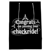 Gefeliciteerd met het behalen van je checkride! medium cadeauzakje (Achterkant)