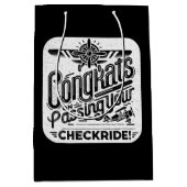 Gefeliciteerd met het passeren van je checklist! medium cadeauzakje (Voorkant)