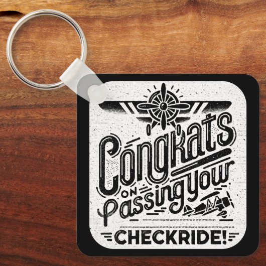 Gefeliciteerd met het passeren van je checklist! sleutelhanger (Voorkant)