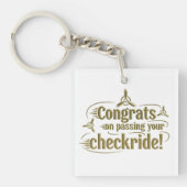 Gefeliciteerd met het passeren van je checklist! sleutelhanger (Voorkant)