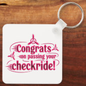 Gefeliciteerd met het passeren van je checkride! s sleutelhanger (Achterkant)