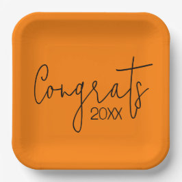 Gefeliciteerd met je afstuderen op oranje papieren bordje
