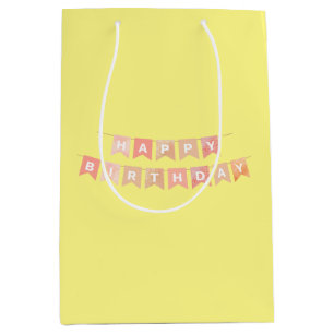 Gefeliciteerd met je verjaardag, gele achtergrond, medium cadeauzakje