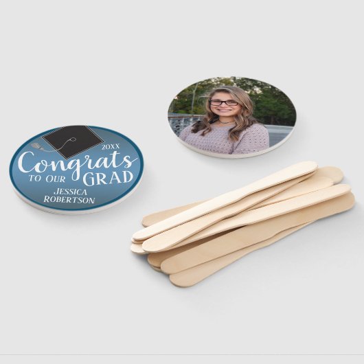 Gefeliciteerd met onze Afstudeerder, foto van 2022 Handwaaier (Niet-gemonteerd)