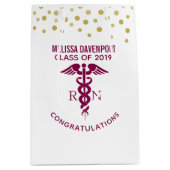 Gefeliciteerd RN Verpleegkundige Afstuderen Rode C Medium Cadeauzakje (Voorkant)