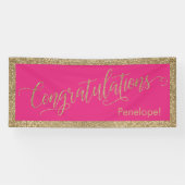 Gefeliciteerd Typografie Gold Glitter Hot Pink Spandoek (Horizontaal)