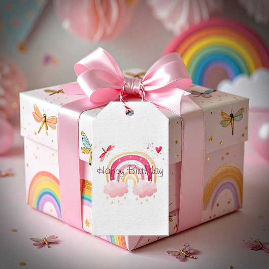 Gefeliciteerd verjaardag roze regenboog cadeaulabel