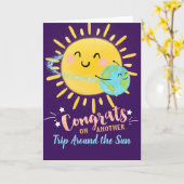 Gefeliciteerd voor een andere reis rond de zon kaart (Gele Bloem)