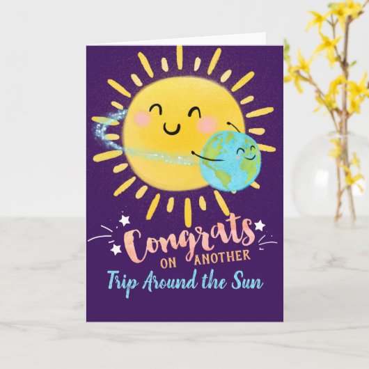 Gefeliciteerd voor een andere reis rond de zon kaart (Gele Bloem)