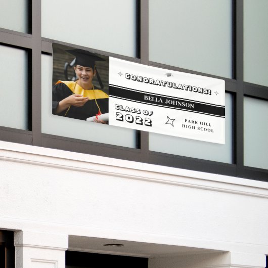 Gefeliciteerd, White en Dark Monogram Spandoek (Buitenkant Gebouw)