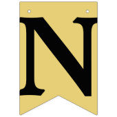 GEFELICITEERD, zwarte tekst op oude gouden kleuren Vlaggetjes (Derde vlag)