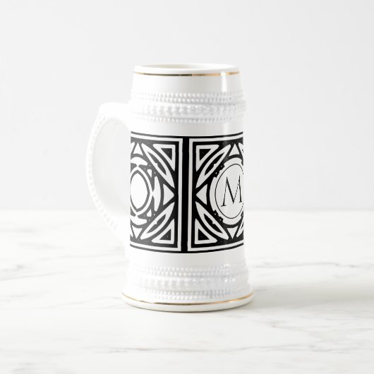 Geformmeerd monogram bierpul (Voorkant links)