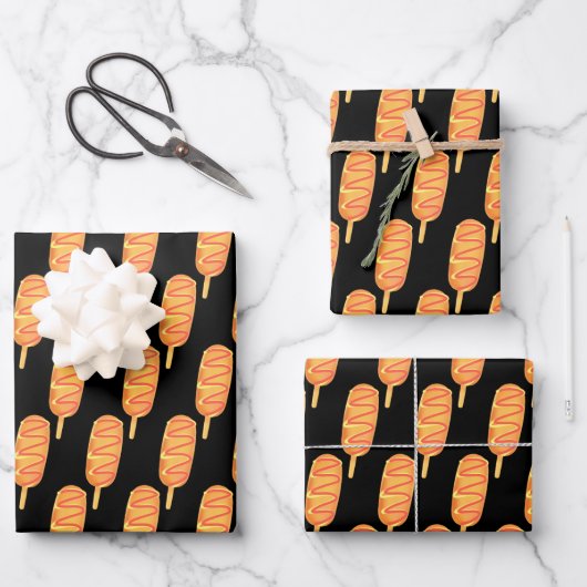 gefrituurd deeg op een stok inpakpapier vel (Voorkant)