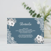 Gegevens over de Elegant Blue Floral Lace Wedding Informatiekaartje (Staand voorkant)