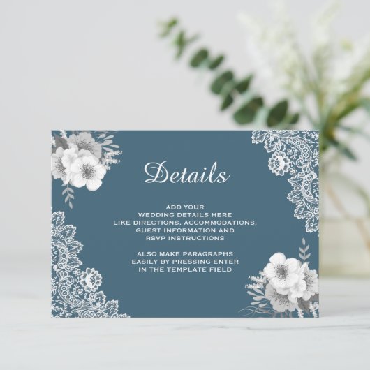 Gegevens over de Elegant Blue Floral Lace Wedding Informatiekaartje (Staand voorkant)
