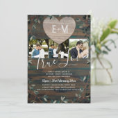 Gegraveerd Heart Rustic Initialen Hood Foto bruilo Kaart (Staand voorkant)