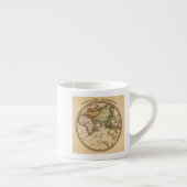 Gegraveerde Oostelijke Hemisphere Map Espresso Kop (Rechts)