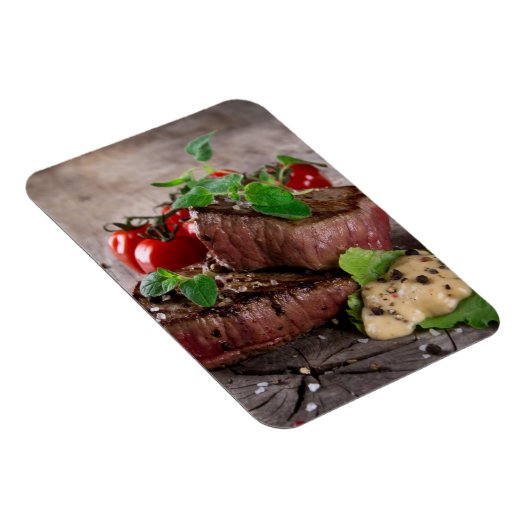 Gegrilde biefsteaks met verse kruiden en tomaten magneet (Rechterzijde)