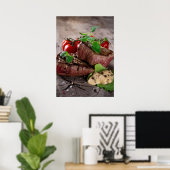 Gegrilde biefsteaks met verse kruiden en tomaten poster (Thuiskantoor)