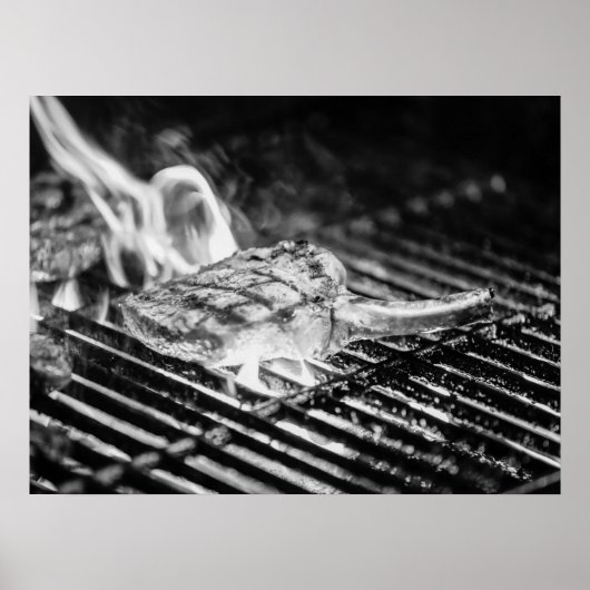 Gegrilde Tomahawk Steak op Flaming BBQ Grill Poster (Voorkant)