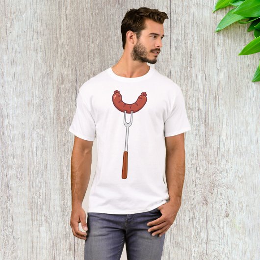 Gegrilde worst op BBQ-vork T-shirt