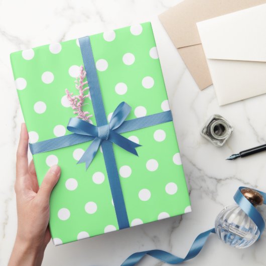 Gegroste munt en witte stip cadeaupapier (Geschenken)
