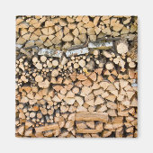 Gehakt hout op een stapelmagneet magneet (Voorkant)