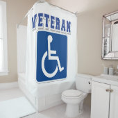 Gehandicapte gehandicapte veteraan douchegordijn (In situ)