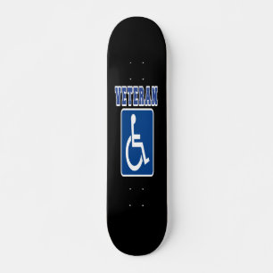 Gehandicapte gehandicapte veteraan persoonlijk skateboard