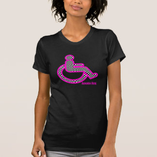 Gehandicapten in retroroze T-shirt voor vrouwen