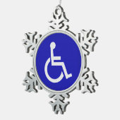 Gehandicapten met een handicap tin sneeuwvlok ornament (Rechts)