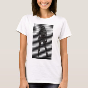 Geheimzinnige Vrouwelijke Sihouette T-shirt
