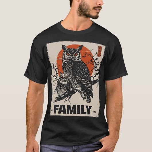 Gehoornde uil en uil - Watchful Wild Family T-shirt (Voorkant)