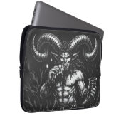 Gehorende Winter Satyr — door BurnsInHell Laptop Sleeve (Voorkant Rechts)
