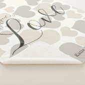 Gehuld in liefde | Neutraal hartpatroon Sherpa Deken (3/4)