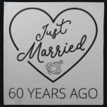 Gehuwd 60 jaar geleden III Katoenen Servet<br><div class="desc">Designkeuken, perfect voor anyone who's been married for 60 years and to a wedding vow renewal ceremony. It makes a great matching outfit for coupons! 'Just Marriott 60 Years Ago' quote for a koppel who got married 60 years ago or a koppel renewing wedding vows on their wedding verjaarary. Is...</div>
